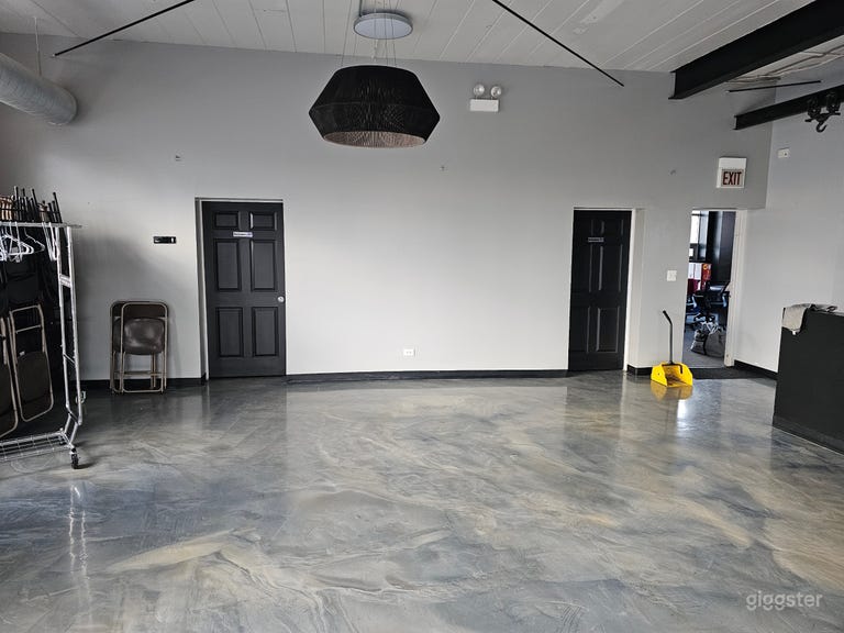  Open-Concept Industrial Space in South Chicago 