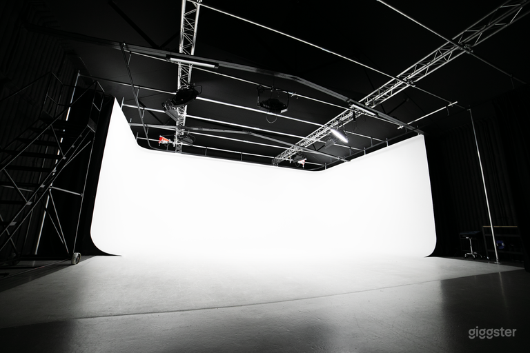  Sound Stage Infinity Cove Studio West London 