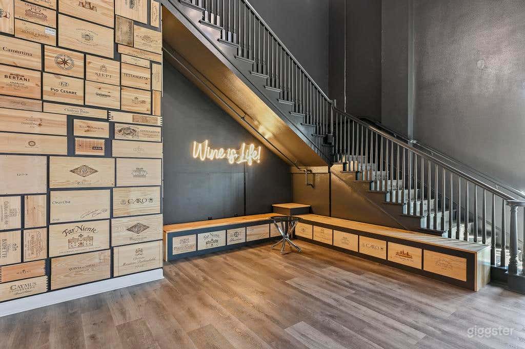 Private Luxury Bar Photo 3