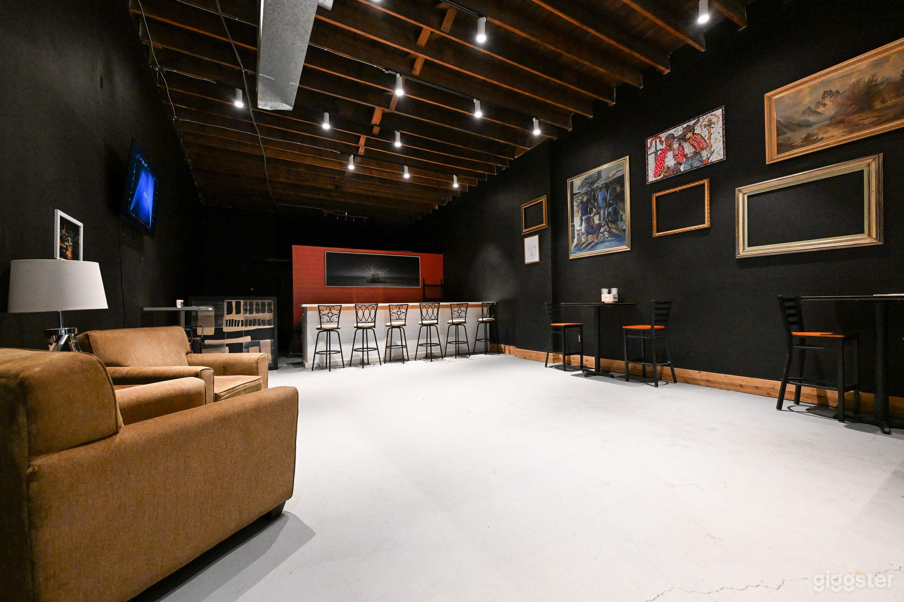 Event Space / Lounge with Bar &amp; TVs Photo 2