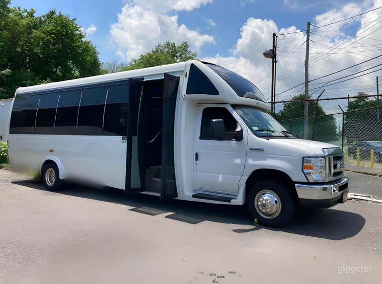  Bus de fête de luxe pour 24 personnes (sans salle de bain) 