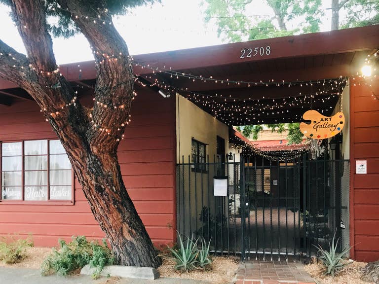  Front entrance from street 