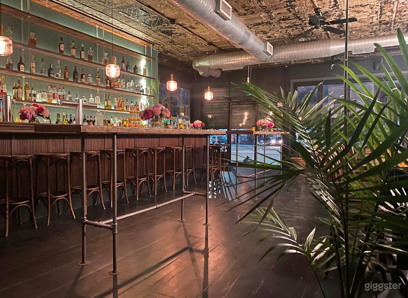 Cocktail bar in Brooklyn Photo 3