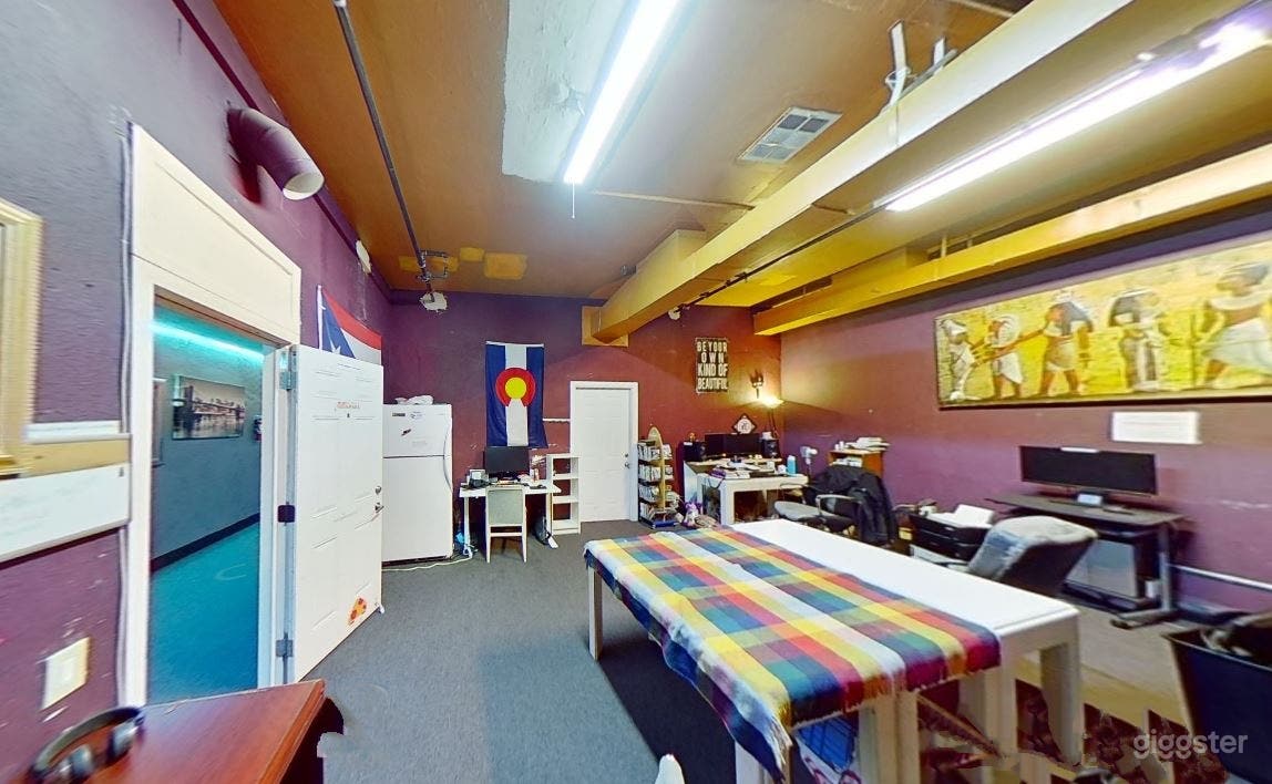 Private Office II in Los Angeles Photo 2