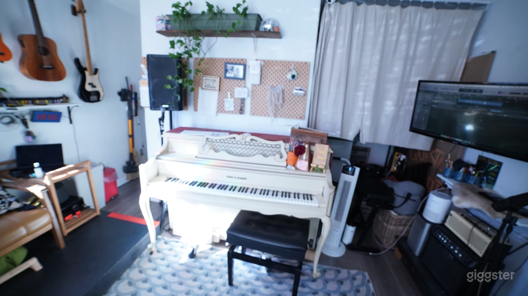  Cute Music Rehearsal Studio with Photo Backdrops 