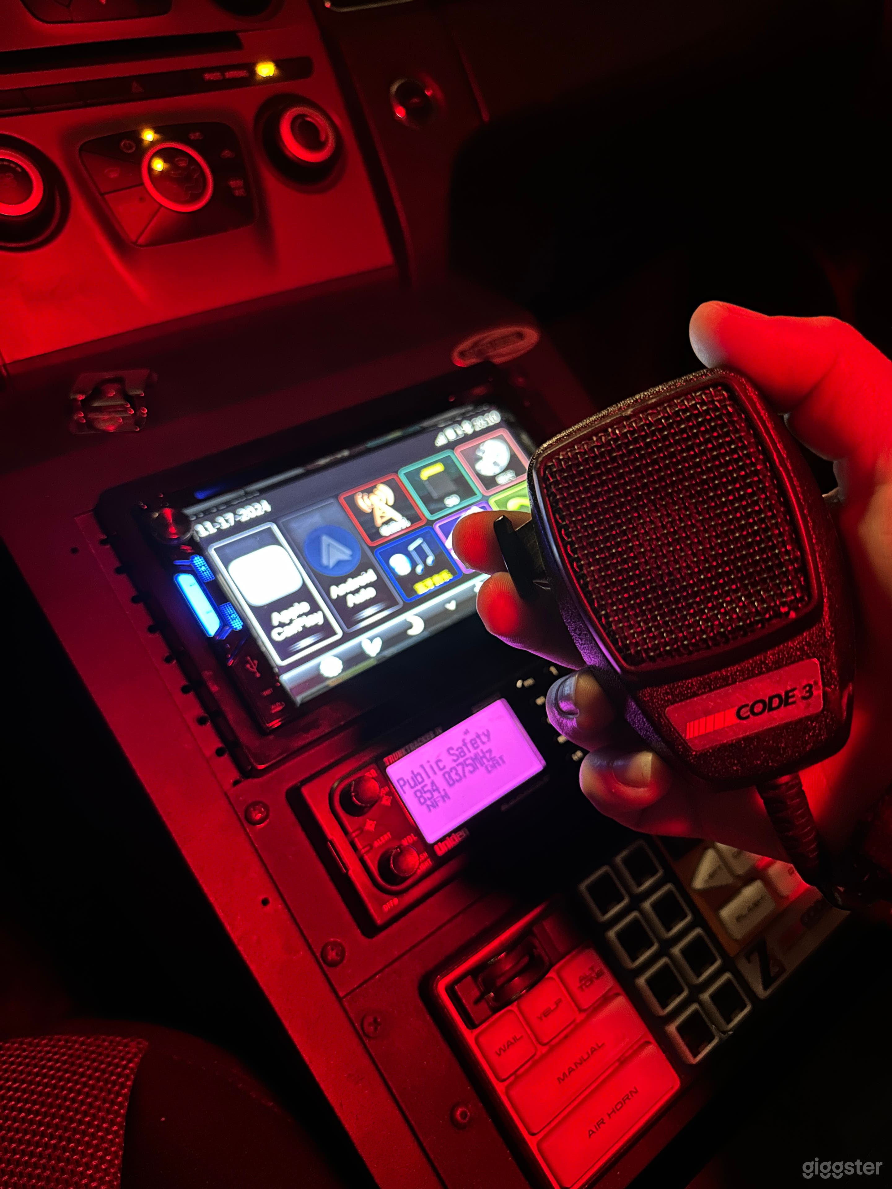 Fully functional PA speaker, speaker, and siren
Touchscreen stereo