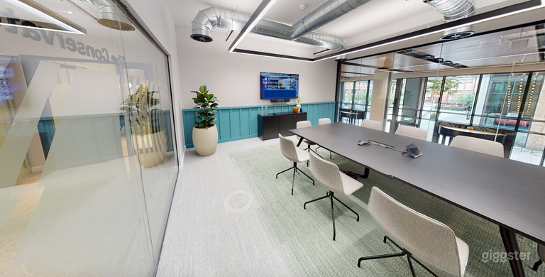  The Conservatory Room Good for 10 Persons  