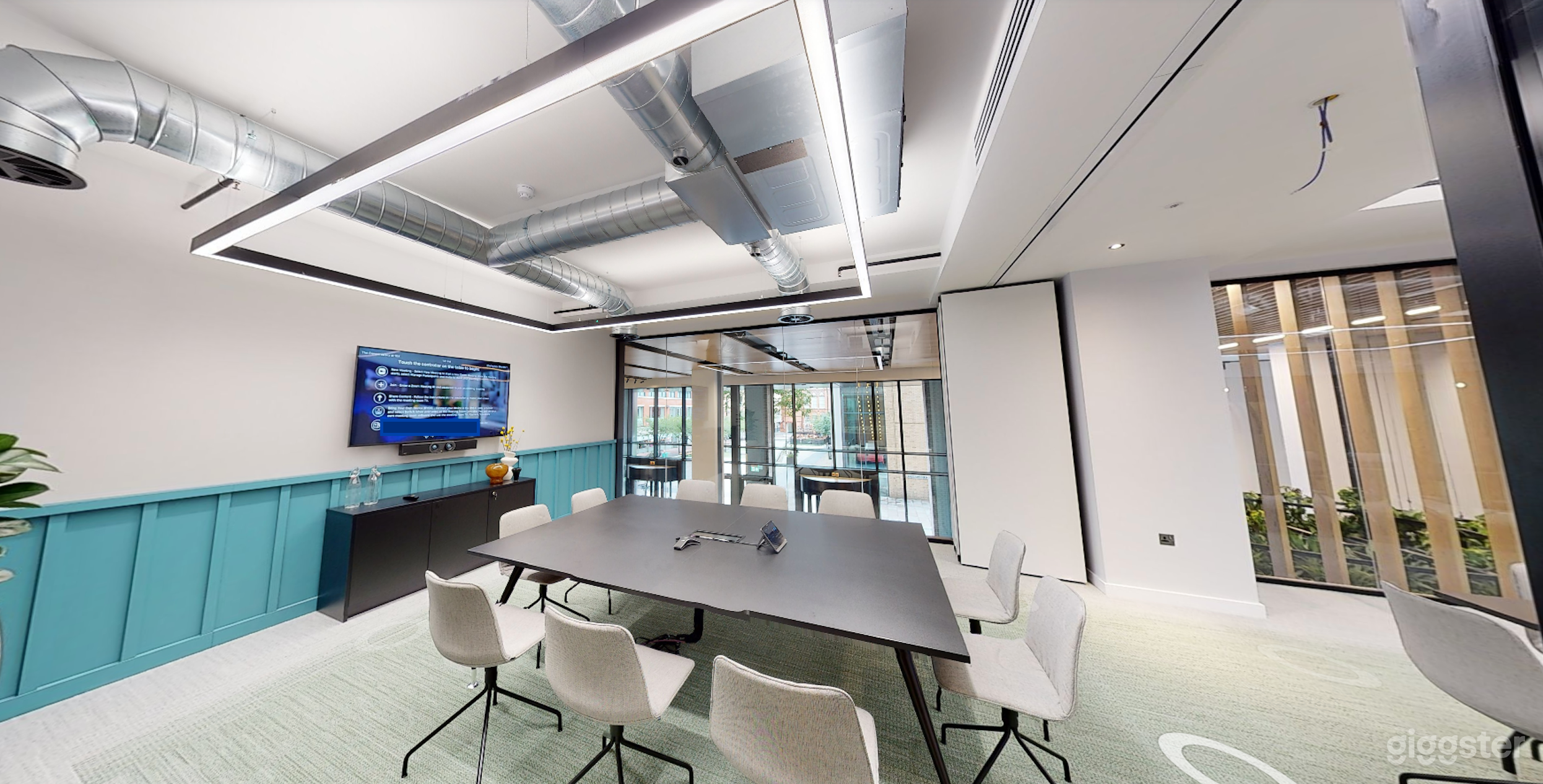 The Conservatory Room Good for 10 Persons  Photo 1