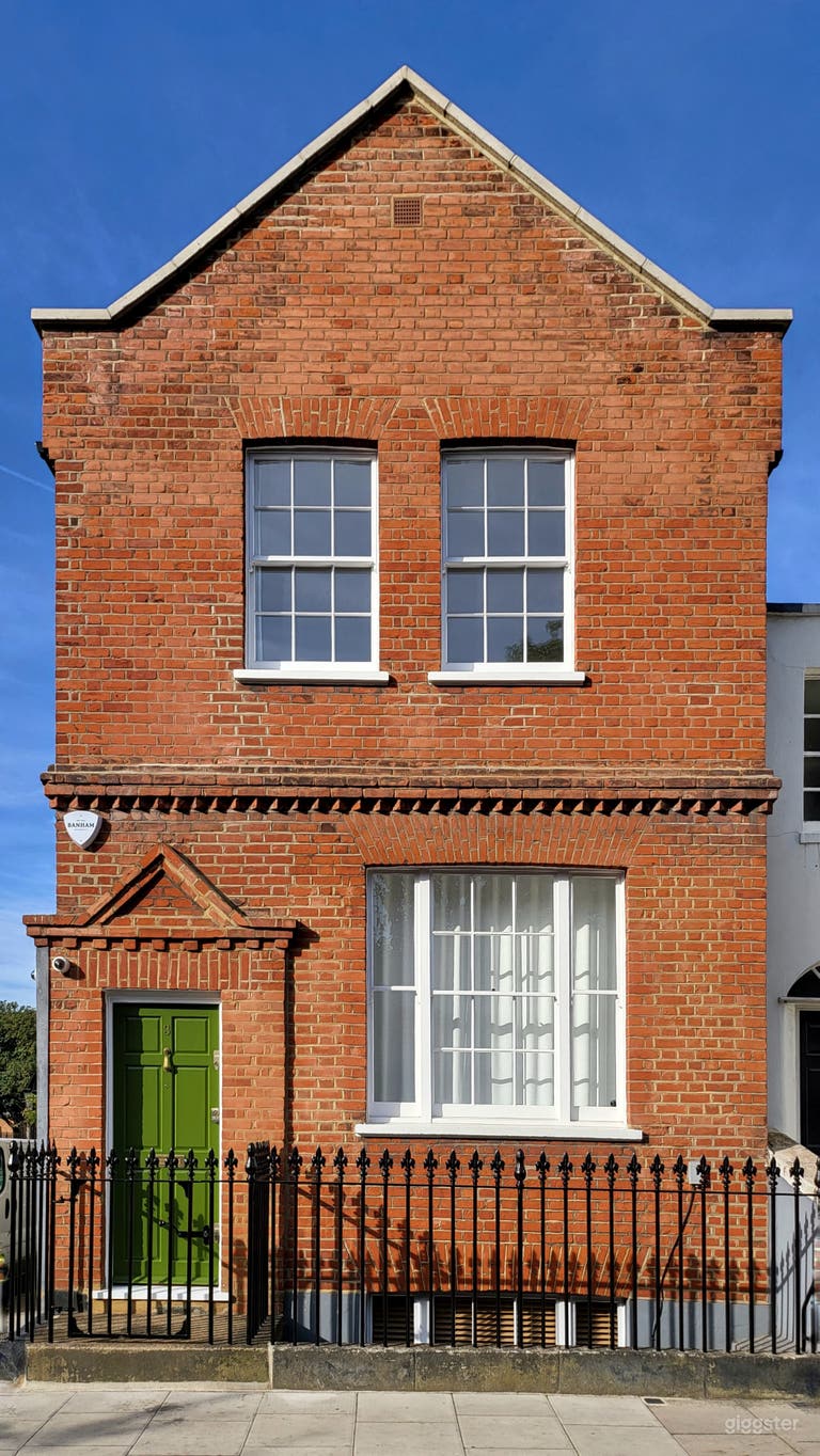  Victorian Architect's Home with Garden | Broadway Market, Ha 
