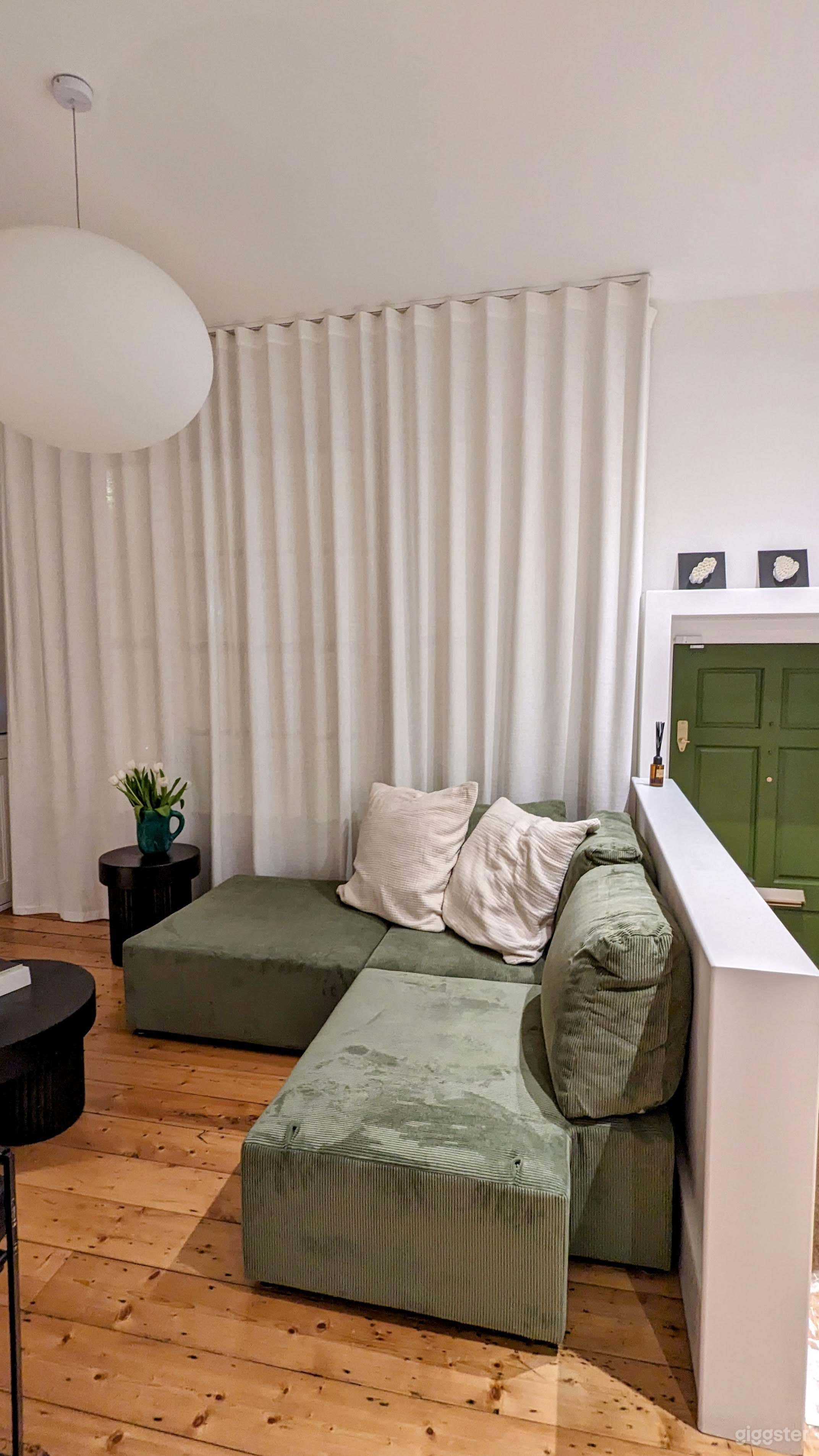 Victorian Architect's Home with Garden | Broadway Market, Ha Photo 4