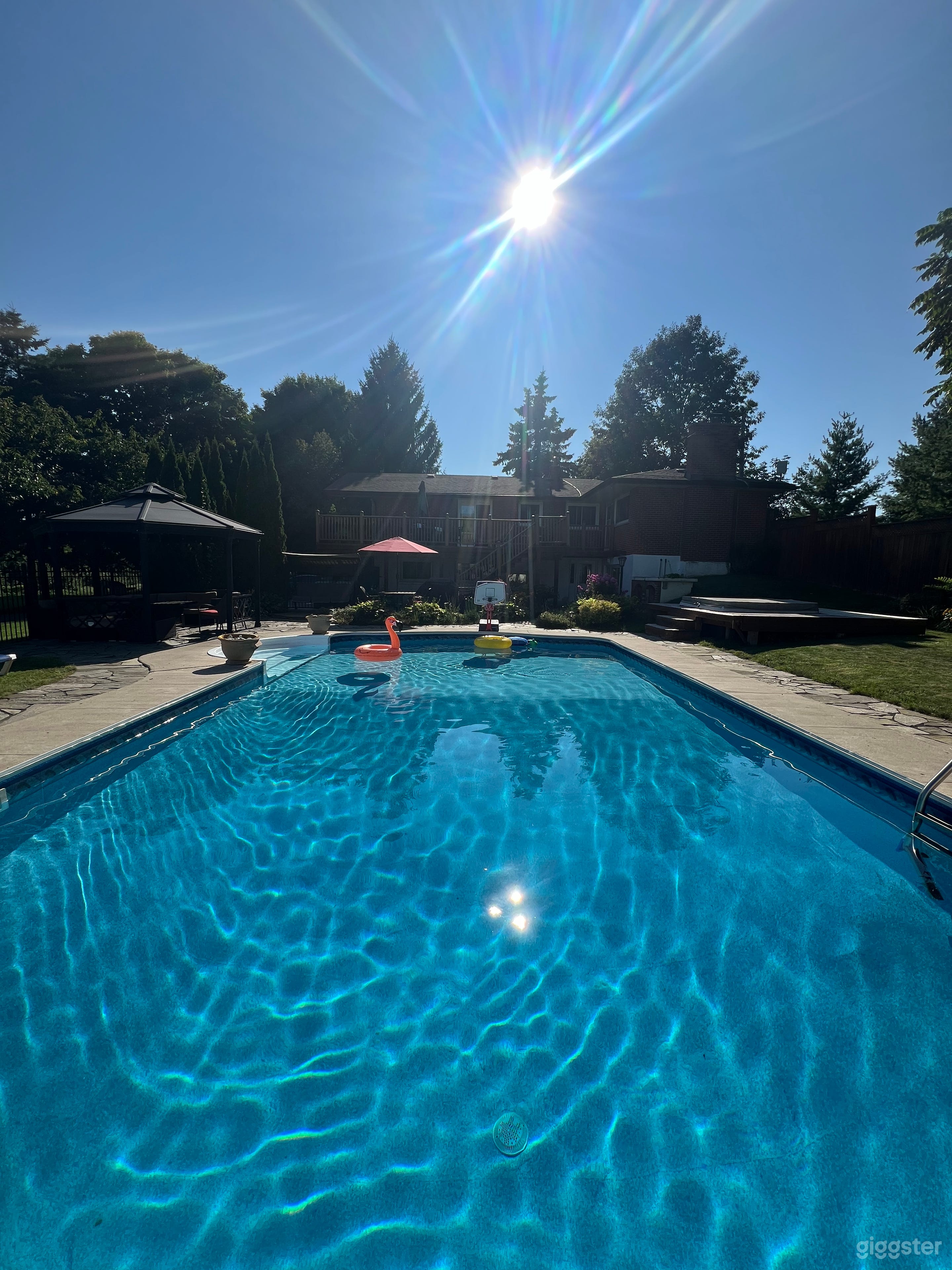 Private Pool Paradise in the City Photo 1