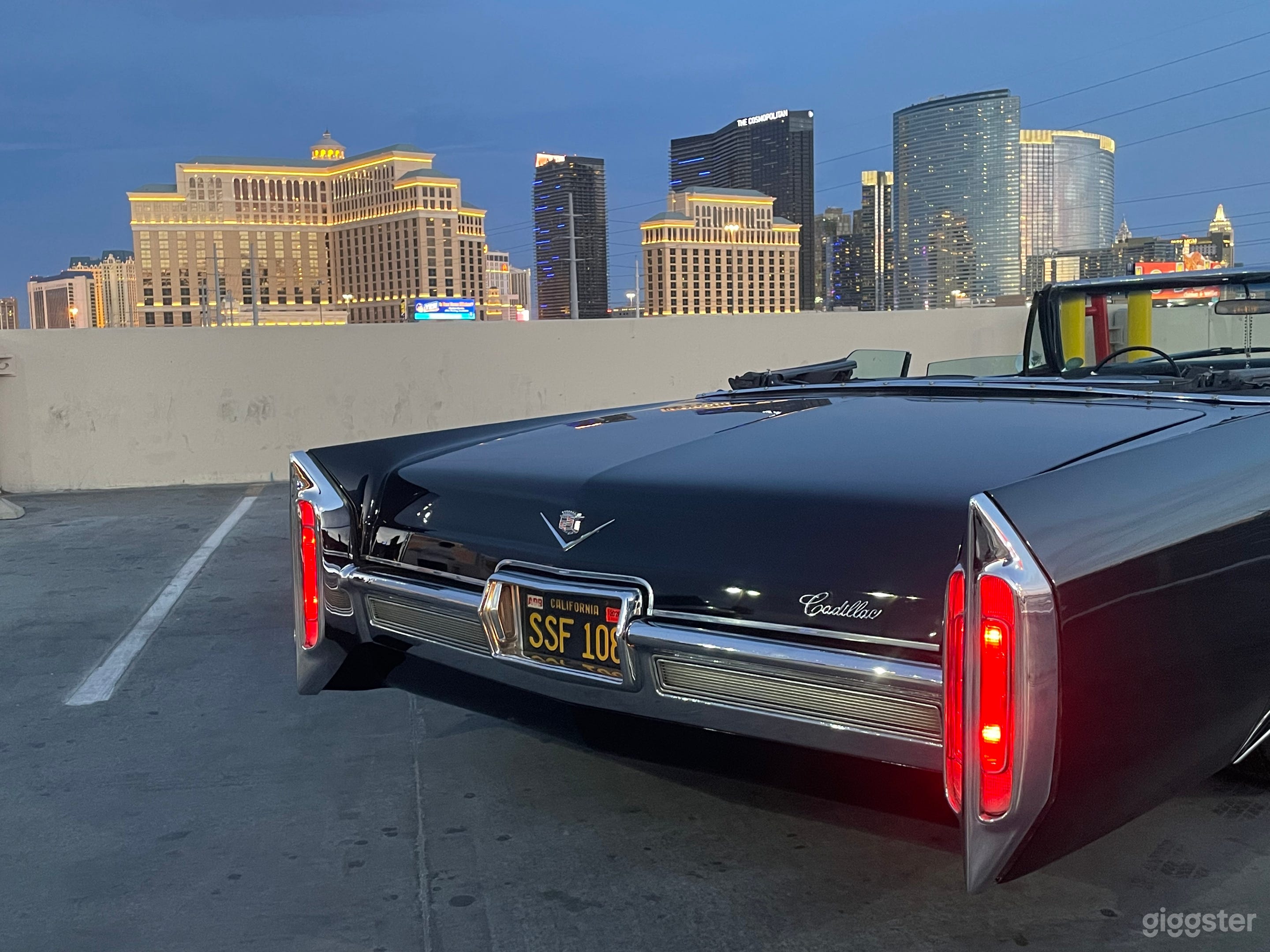 Cadillac DeVille convertible 1966 Photo 4