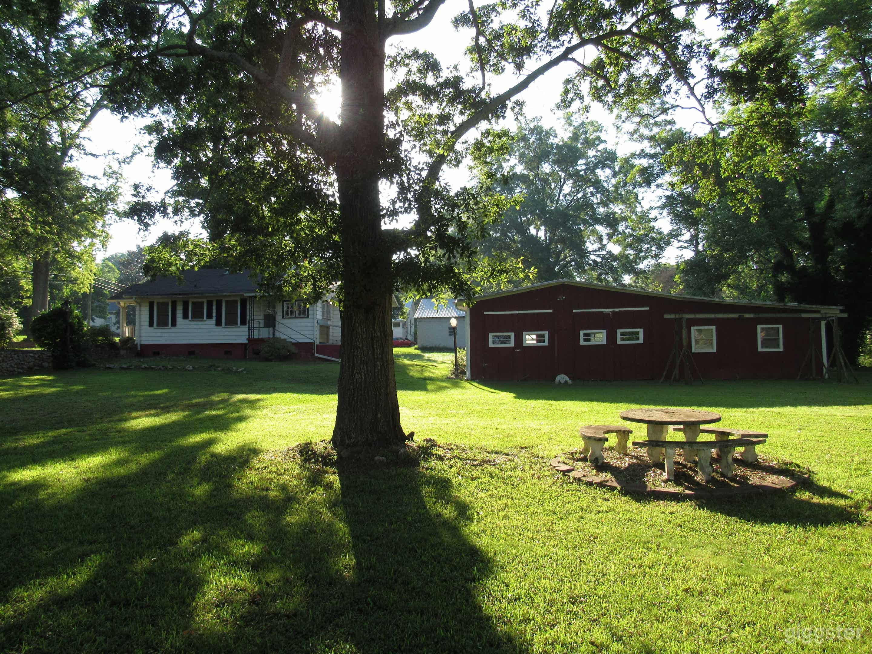 Historic Downtown Hampton House Photo 2