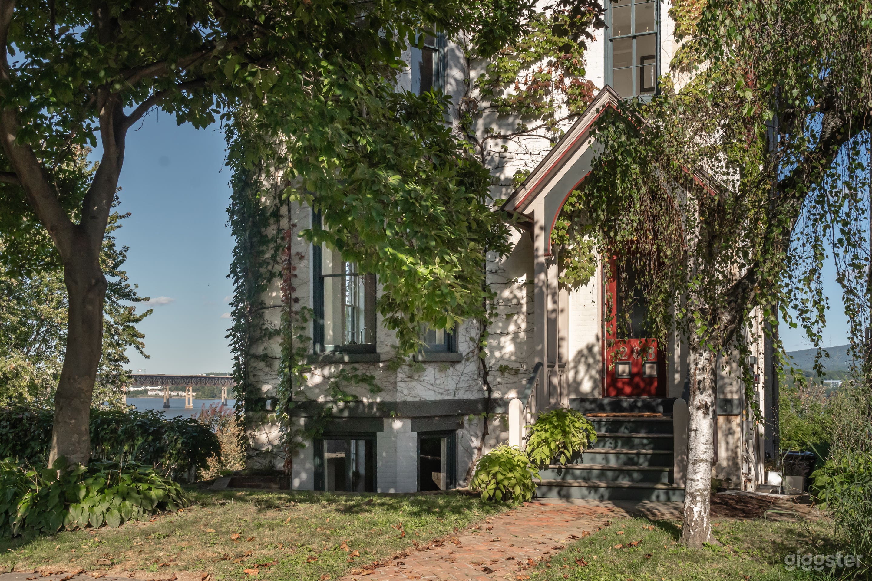 Bright Historic Victorian with Hudson River Views and Deck Photo 3