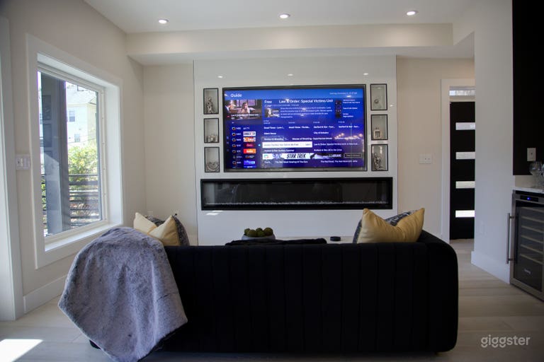  Luxurious Modern Estate Near National Harbor & D.C 