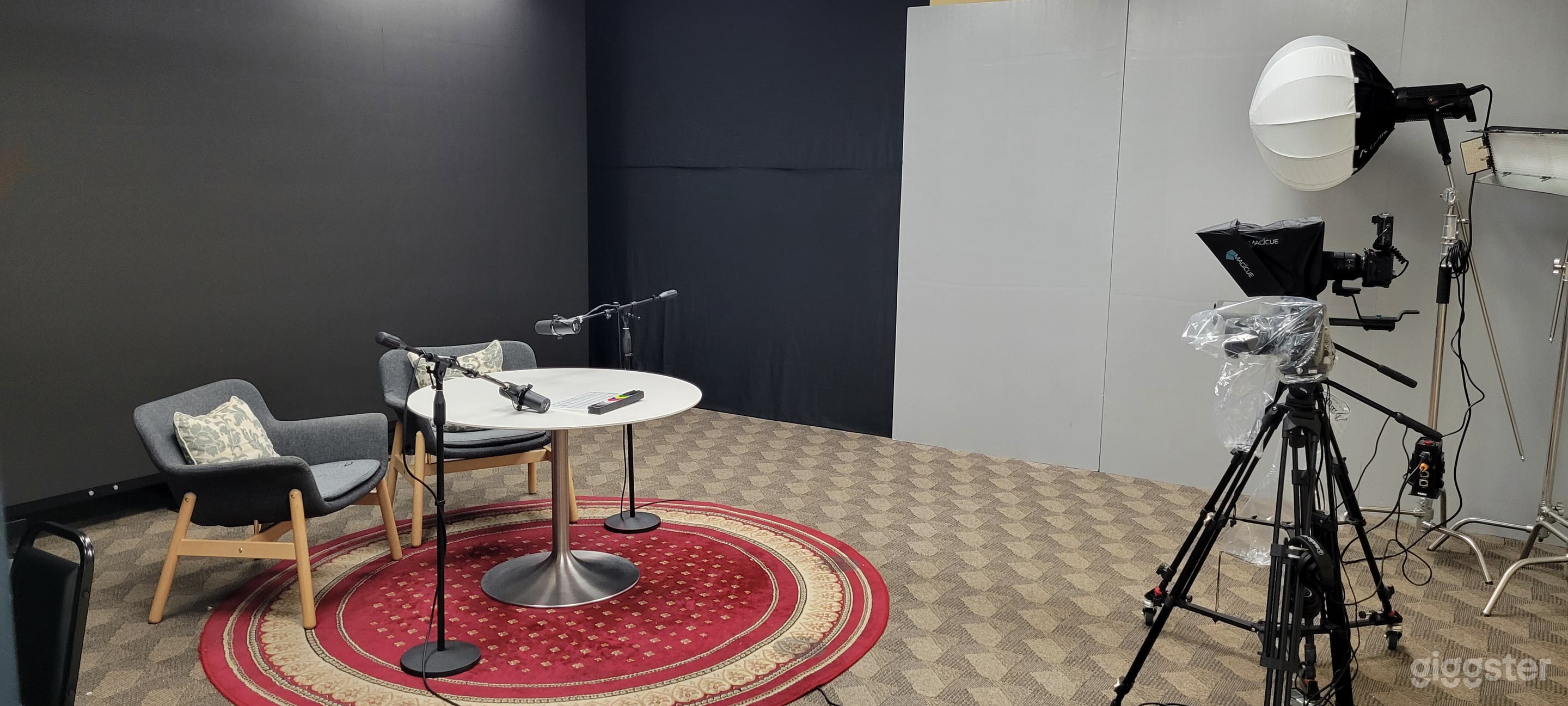 Houston Studio: Your Ideal Event and TV Production Photo 3