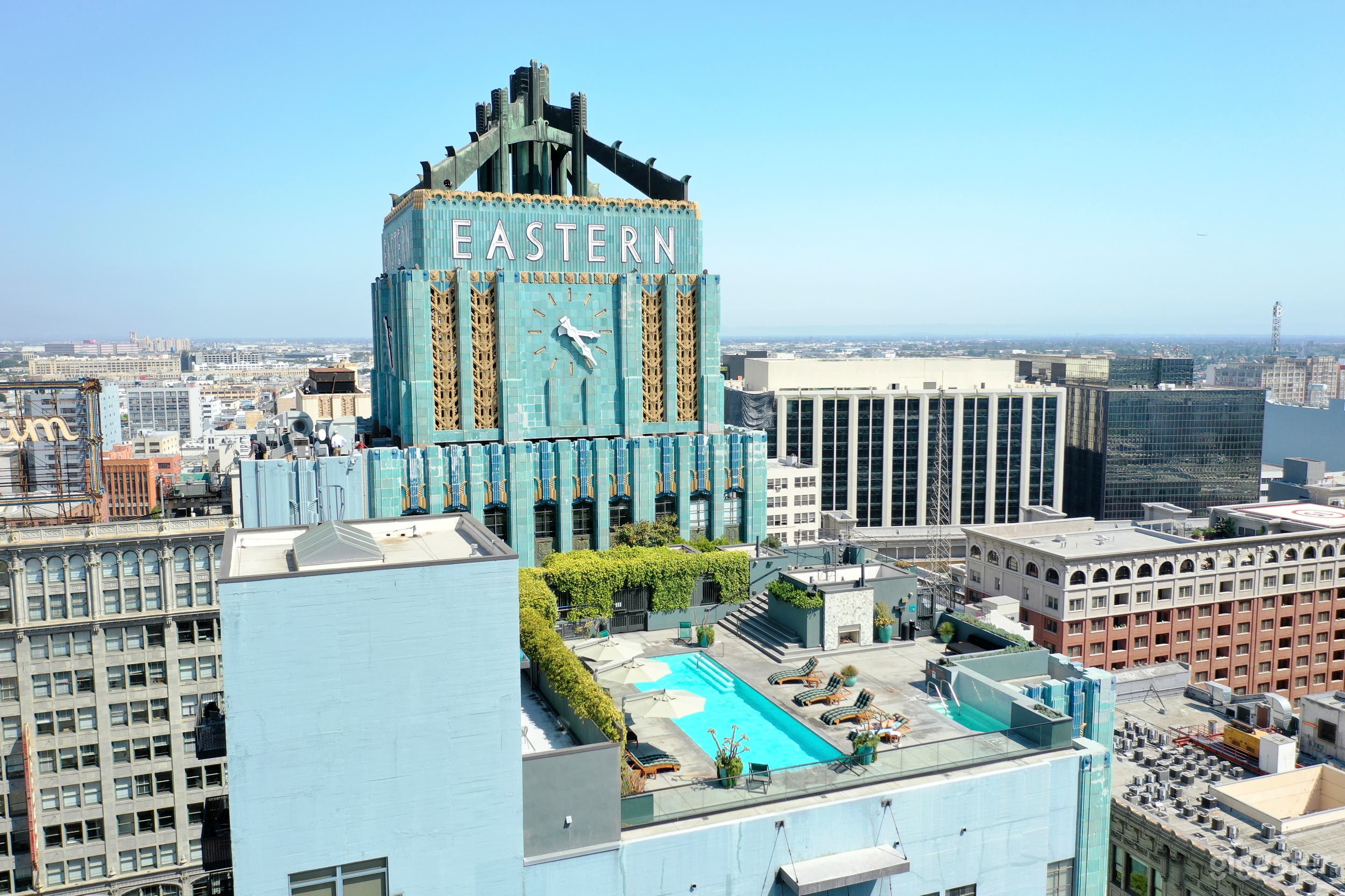 ART DECO DTLA PENTHOUSE : DEPPS FORMER HOME Photo 2