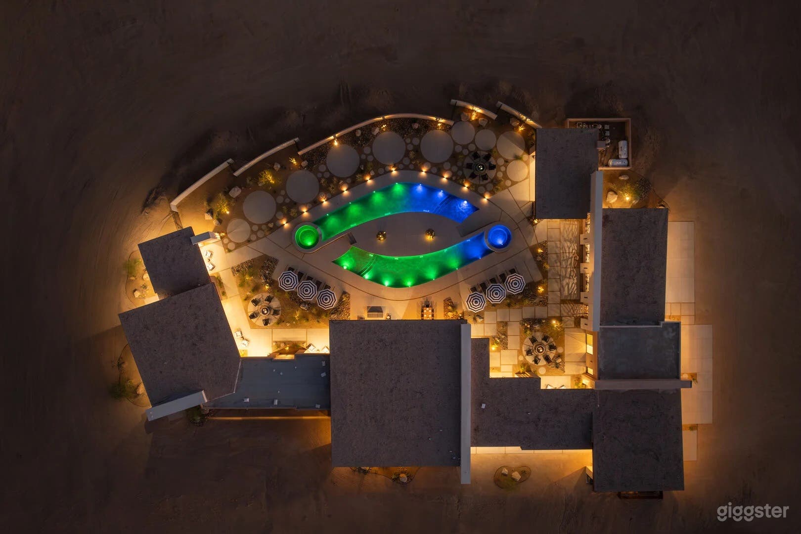 Peak at Panorama Villas Photo 2