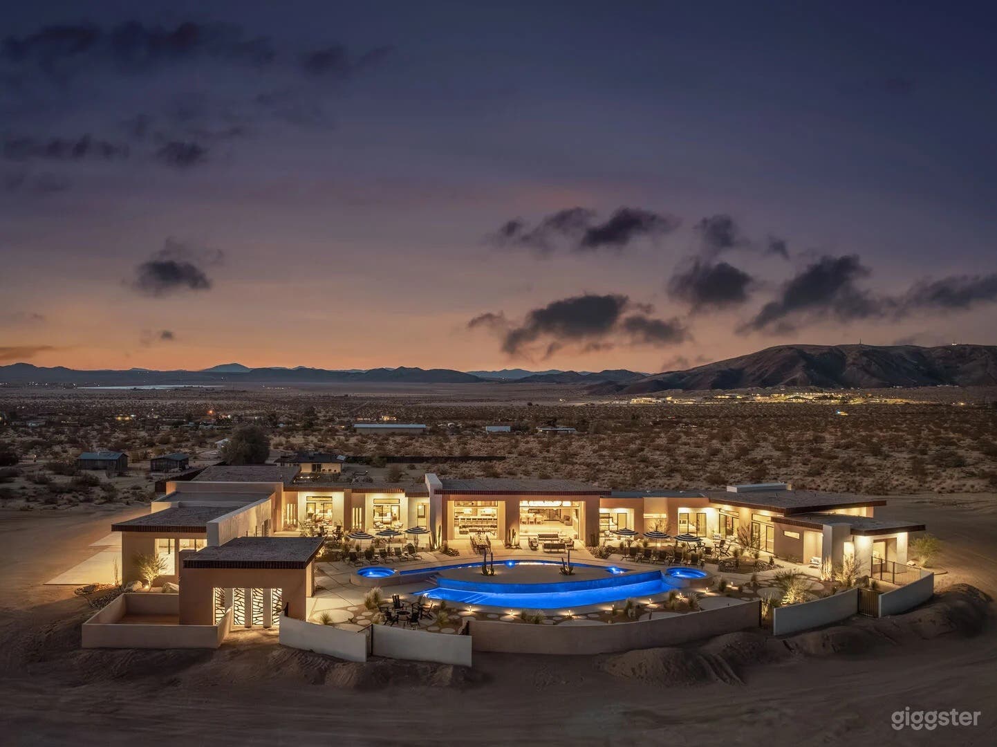 Peak at Panorama Villas Photo 1