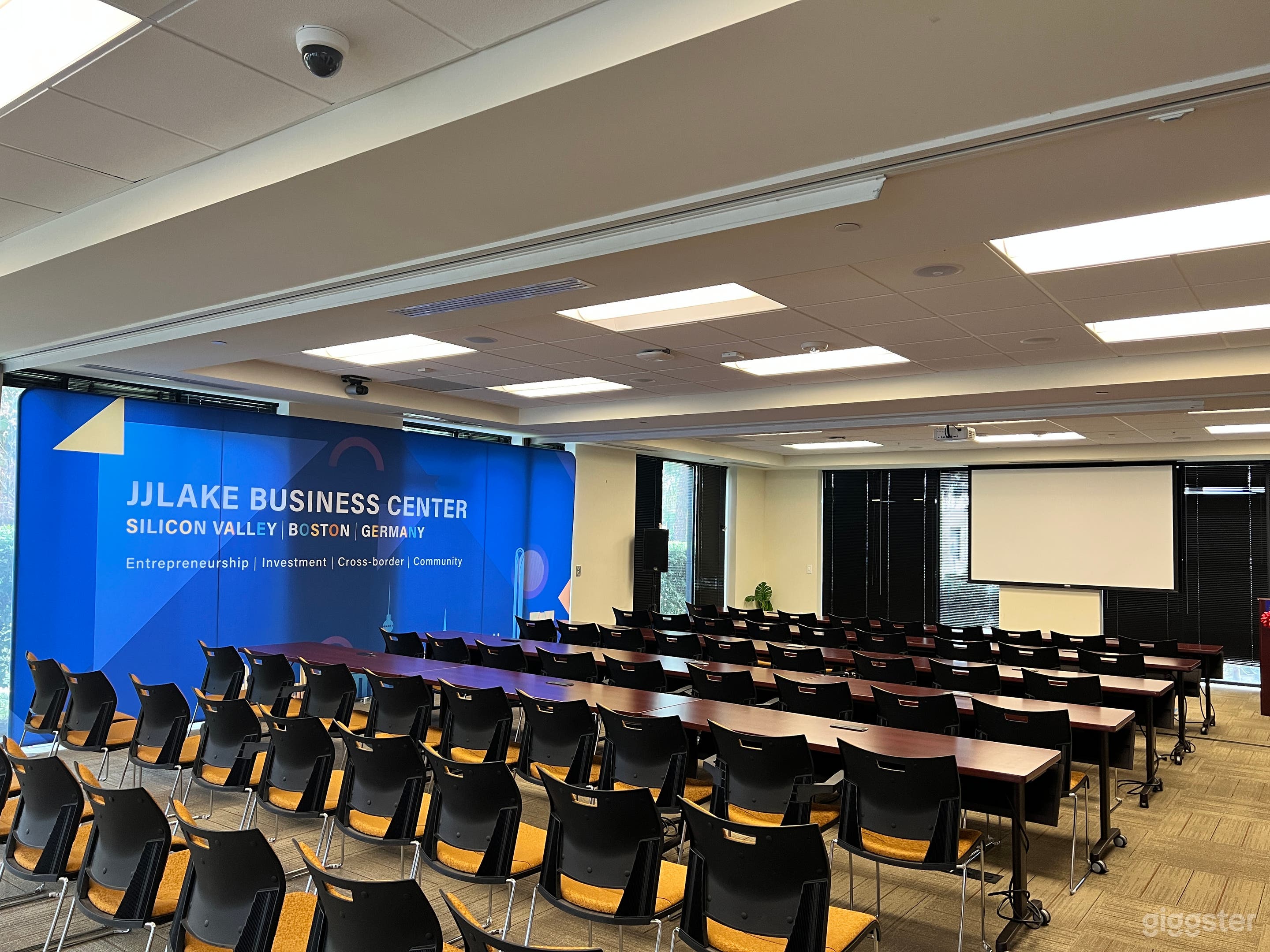 Business Event Space in Mountain View Photo 1