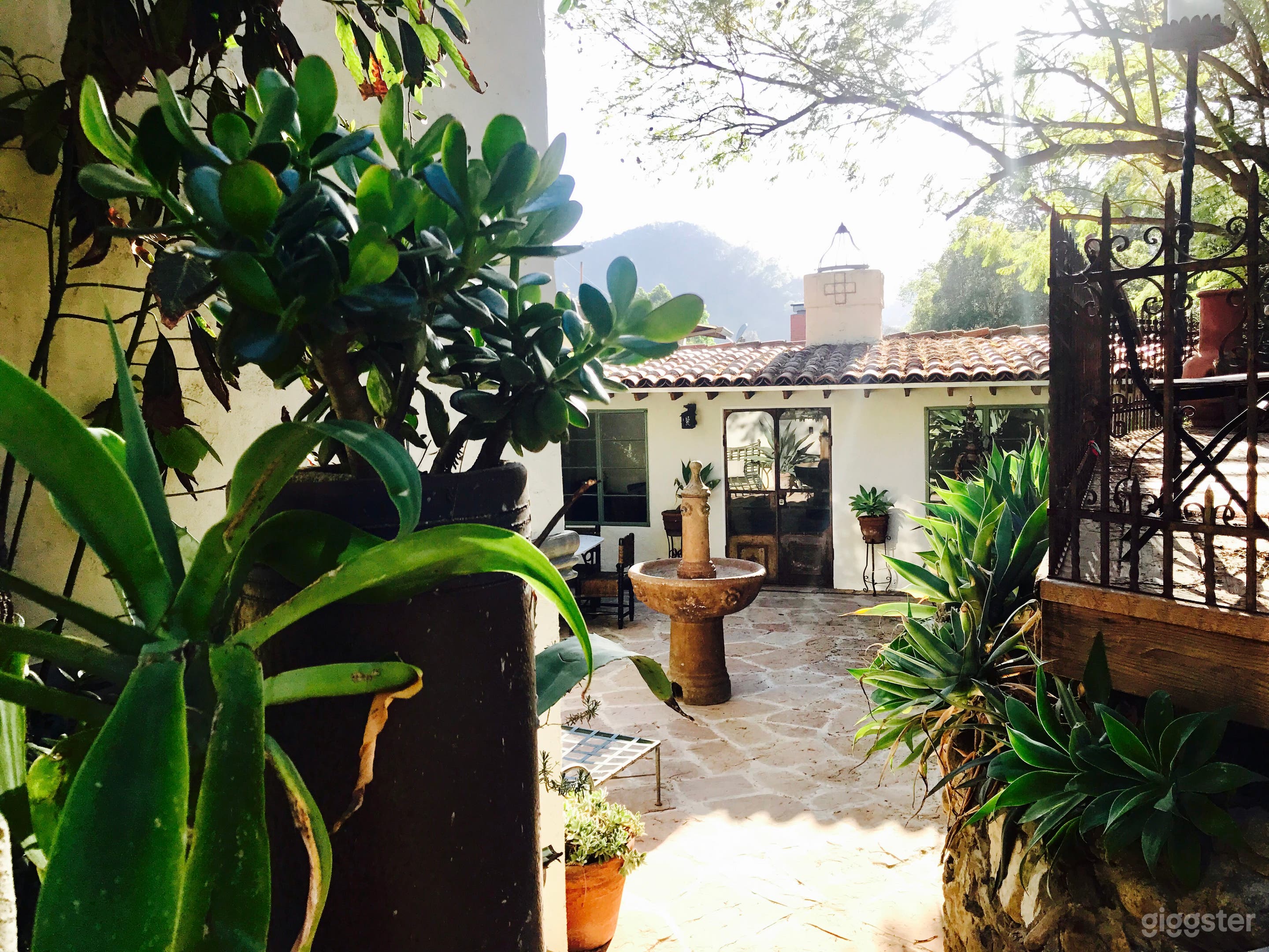 Beverly Hills Carriage House Photo 3