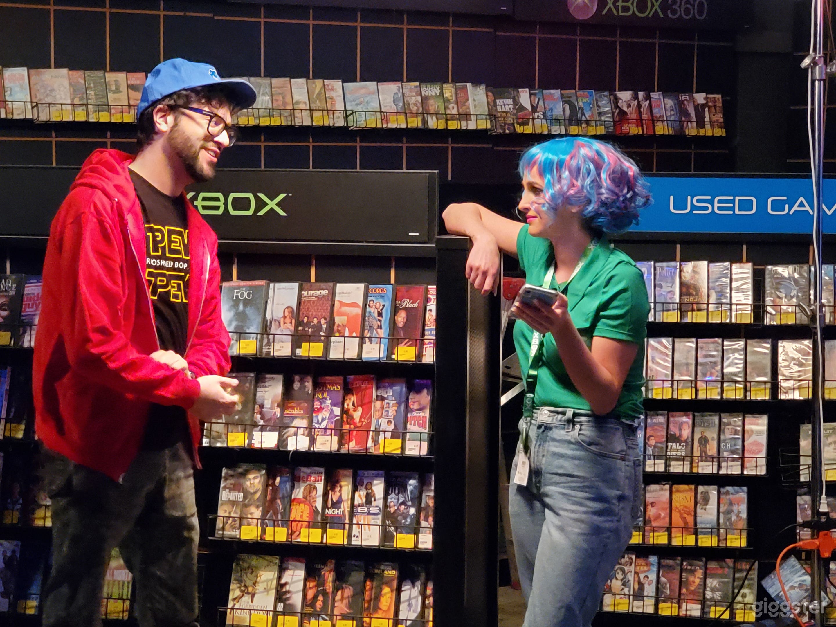 Blockbuster Video Store / Gamestop with lots of props Photo 4