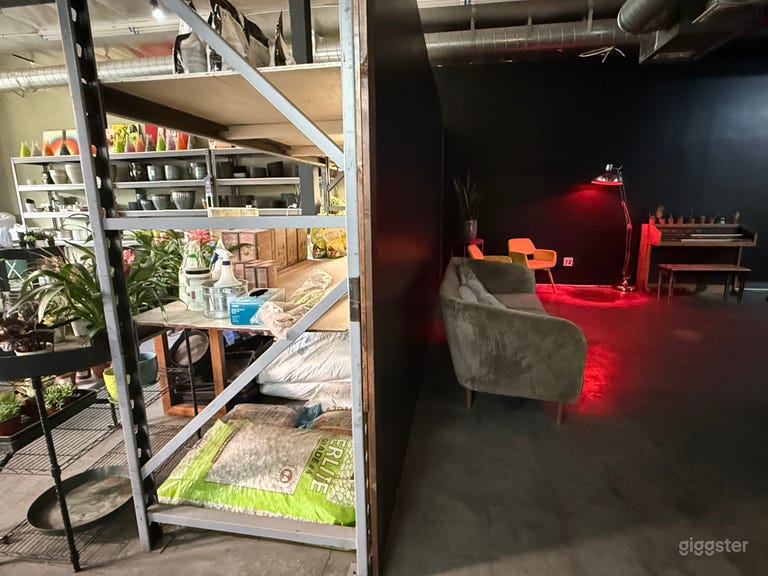  Venue black box theatre and/or plants coffee shop 