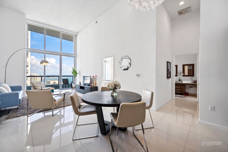  Condominio Urbano Chic con Vistas al Horizonte 