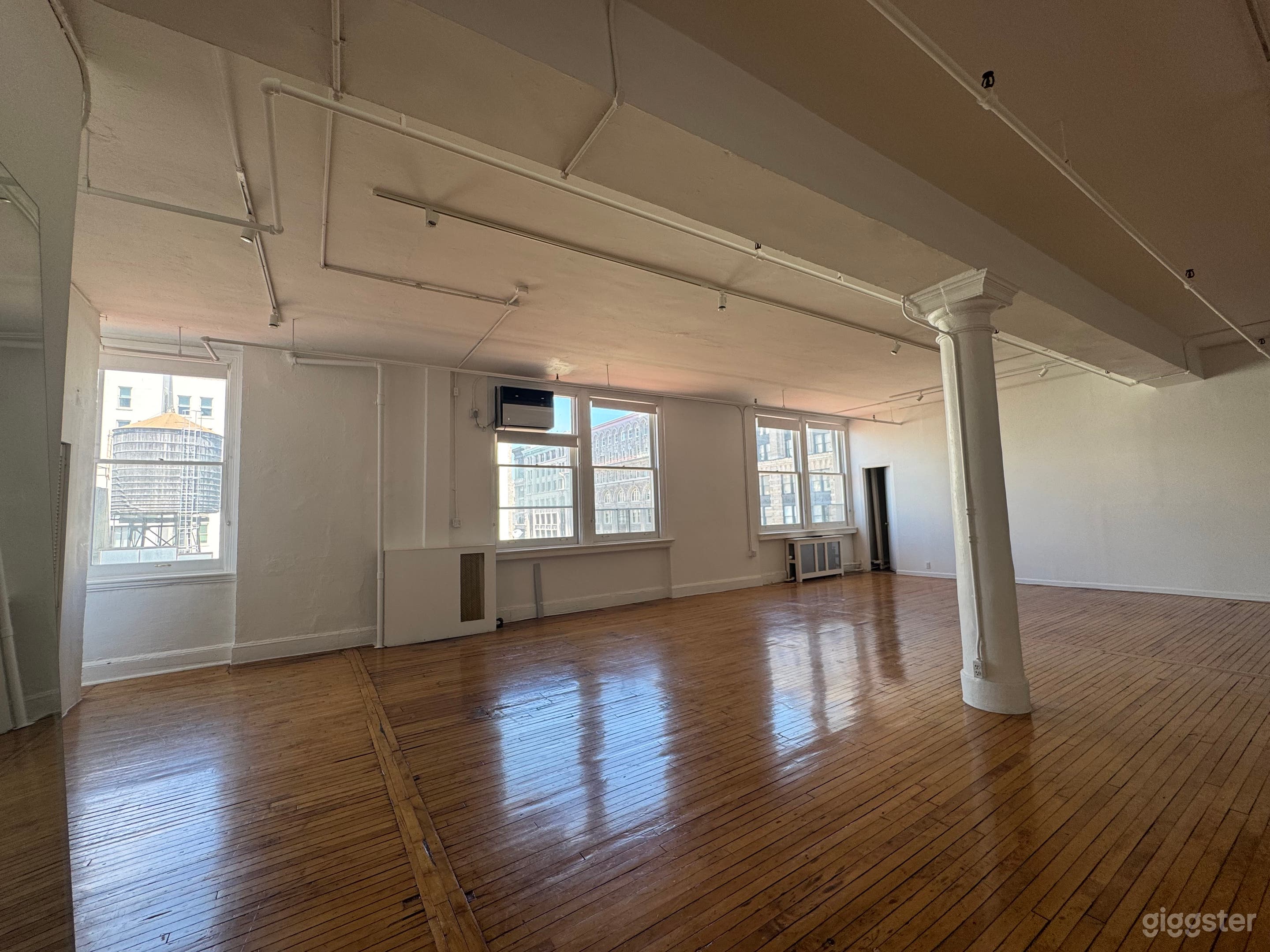 Soho Open Loft Space Photo 4