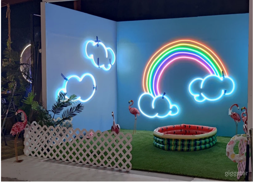 Prism Pop Set Studio Photo 3