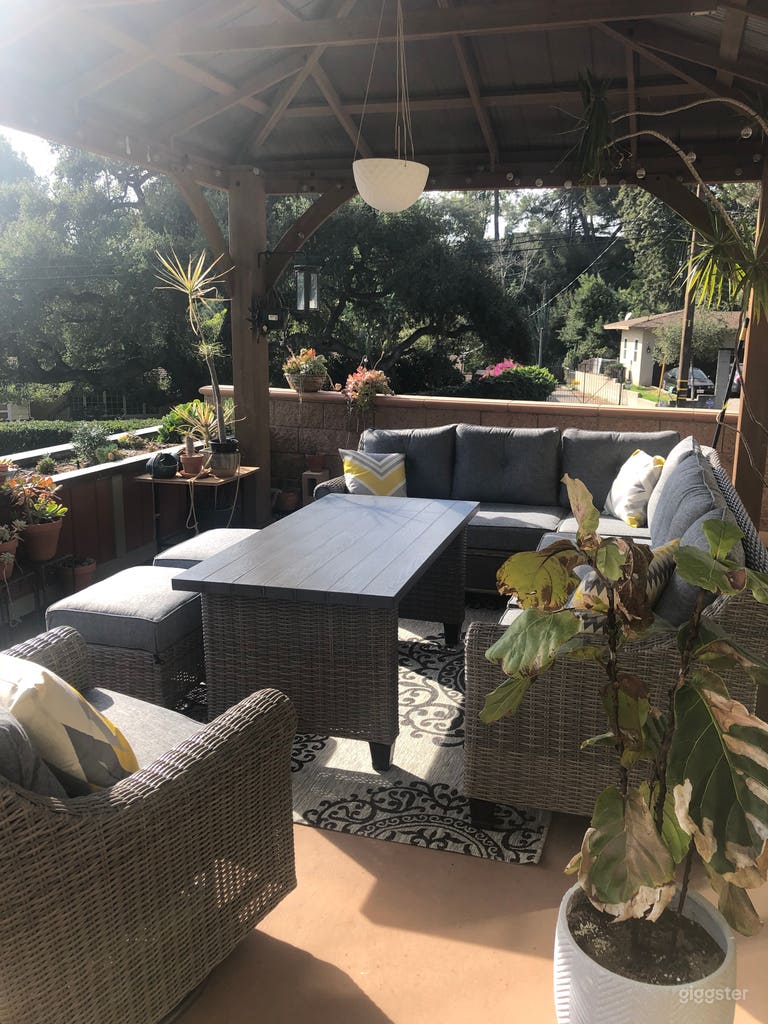  Casa Artesanal con Vistas a la Ciudad y Montañas 