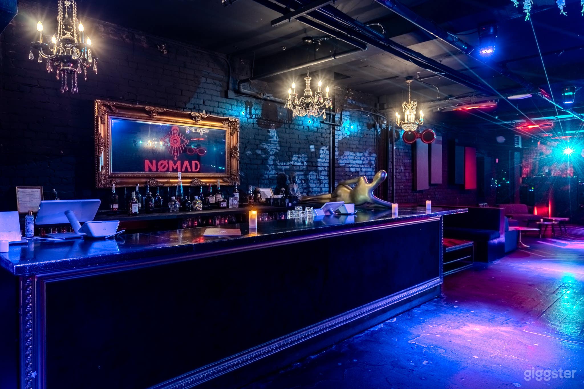 High energy nightclub Venue with Laser lighting Photo 4