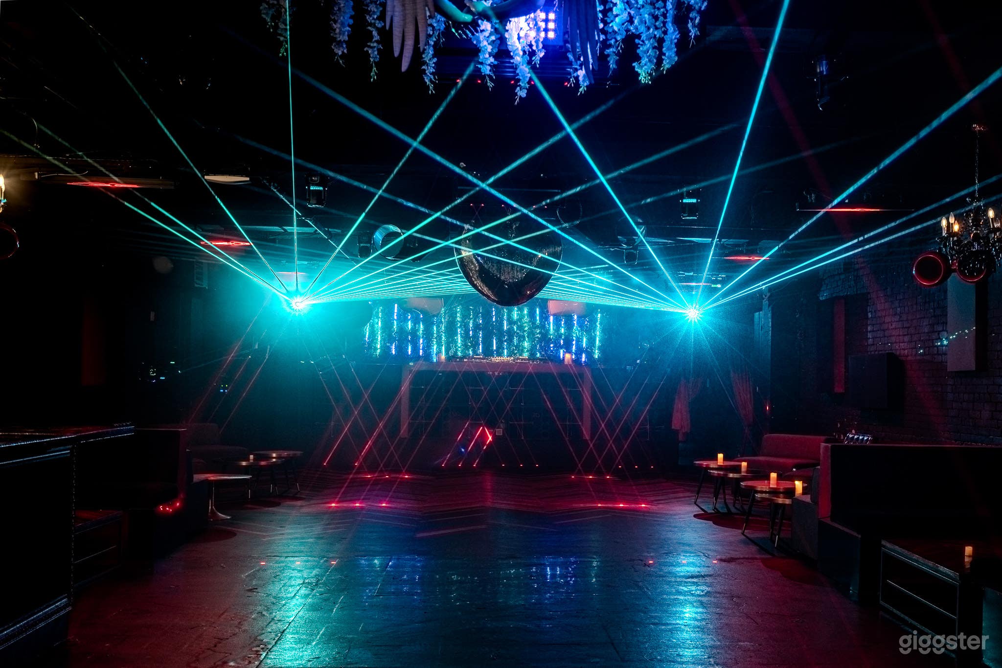 High energy nightclub Venue with Laser lighting Photo 1