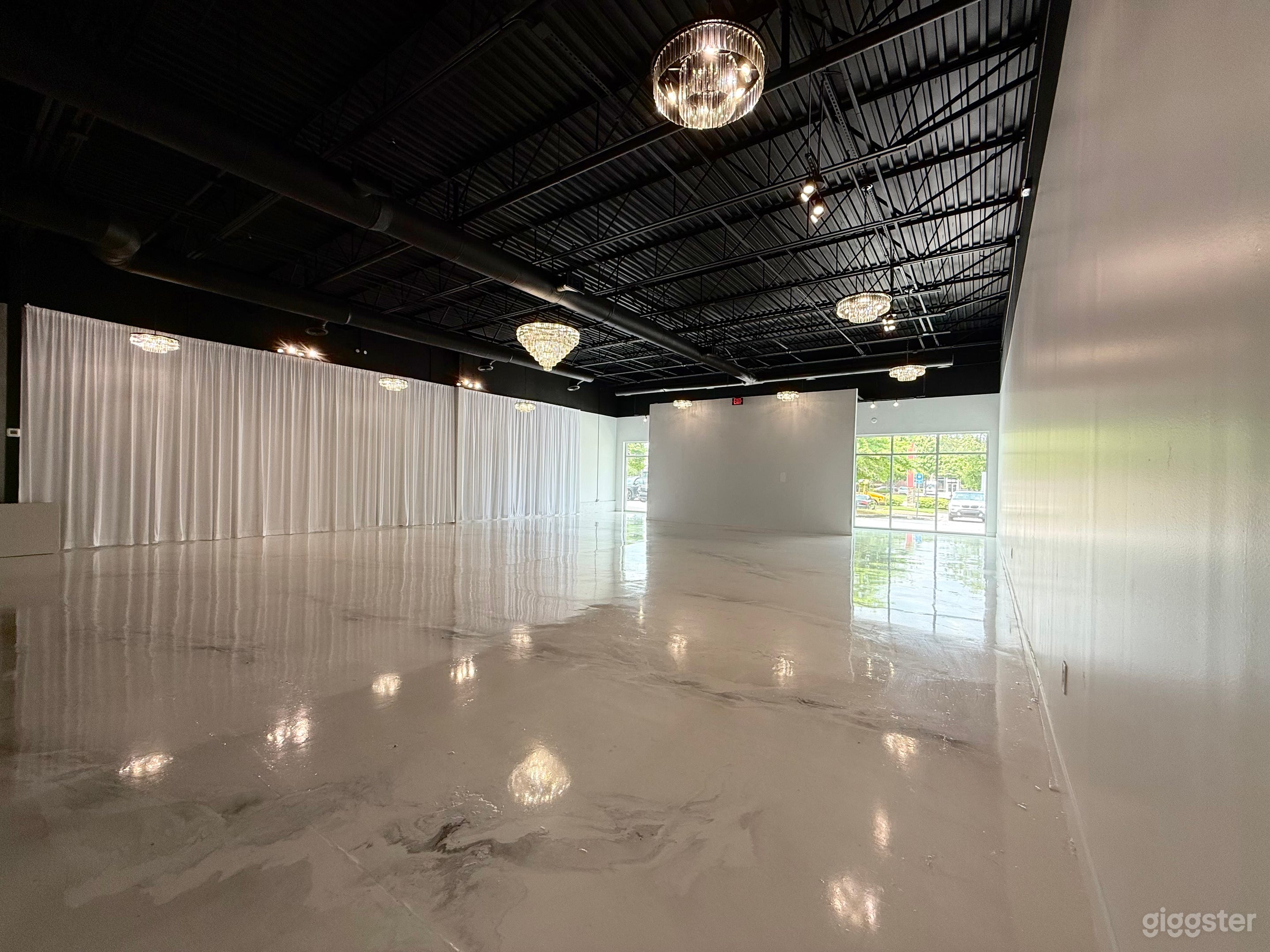 Elite and luxury event venue Photo 1