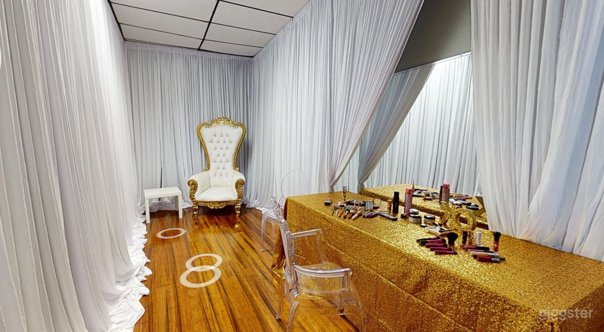 Amazing Bride Room in Clearwater Photo 1
