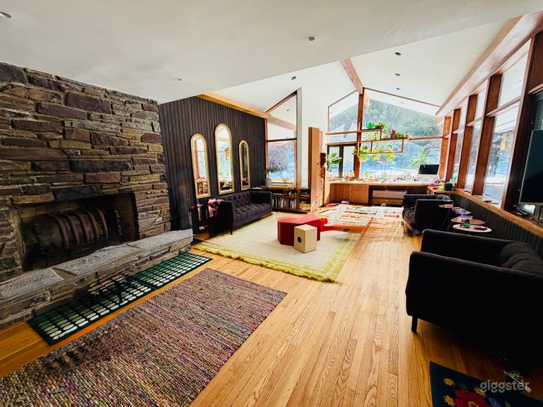  On the Hudson Midcentury Chalet with High Altitude Gym 