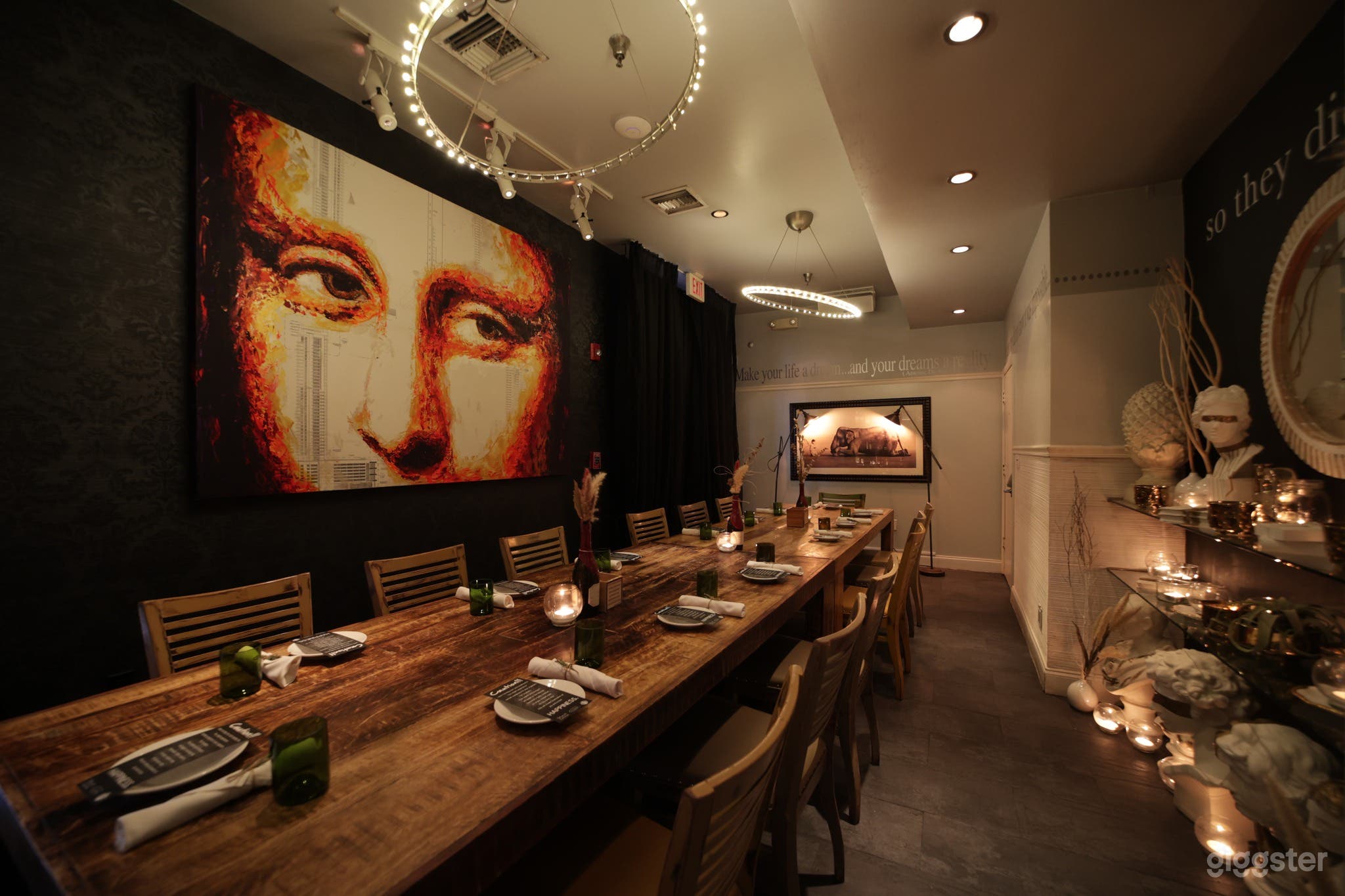 The Wine Room Photo 1