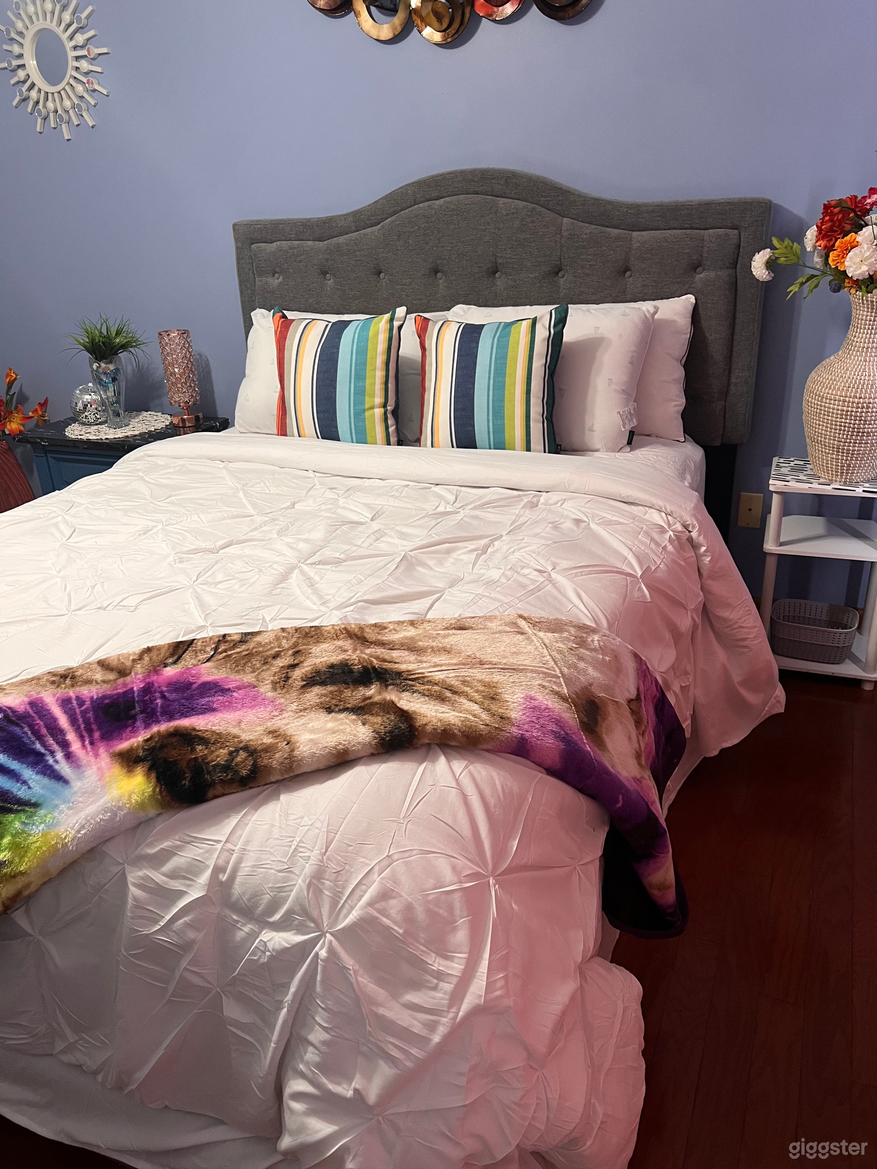 Luxury Private Vacation & Getaway Home | Pool • Sports Court Photo 4