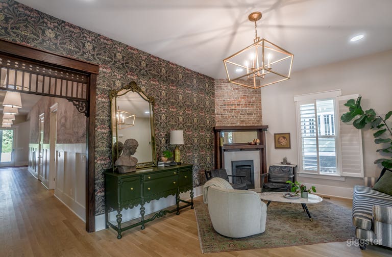  Modern Historic House & Pool in Lockland Springs 