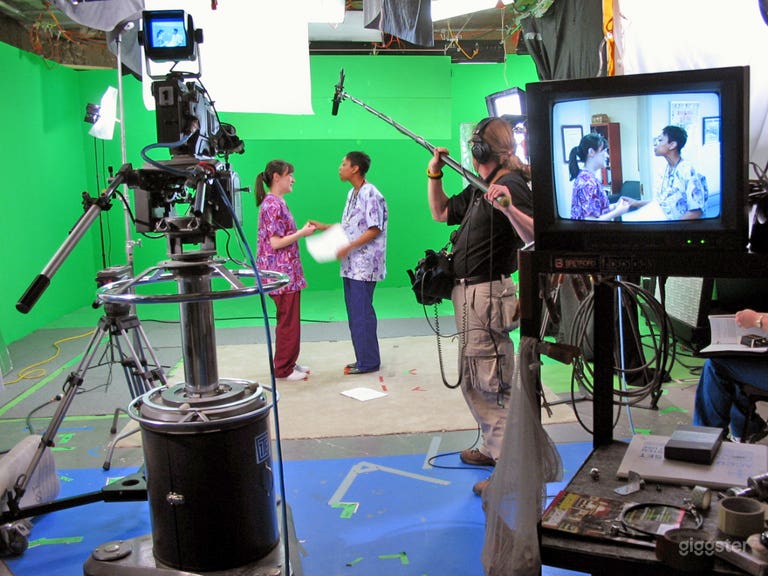  Green screen live comp example 