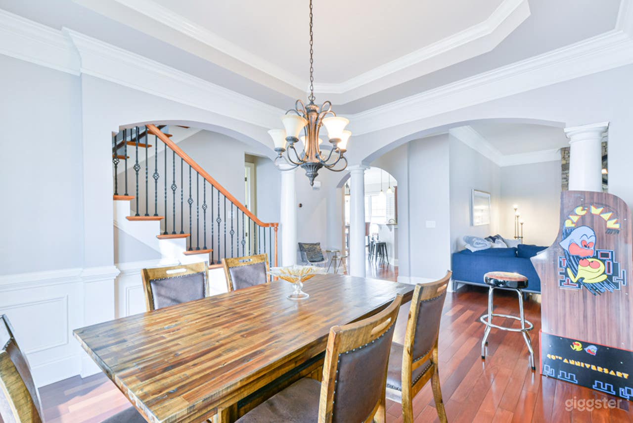 Architectural Masterpiece in Atlantic Station Photo 2