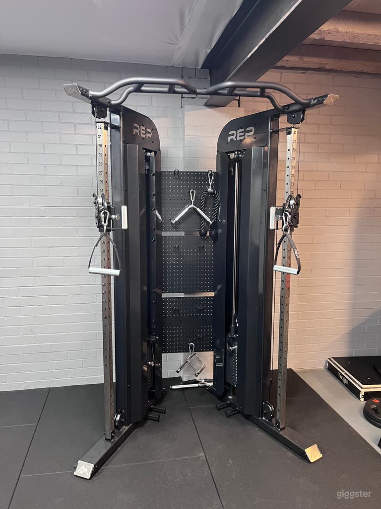  Private Gym Perfect for Brand Shoots 