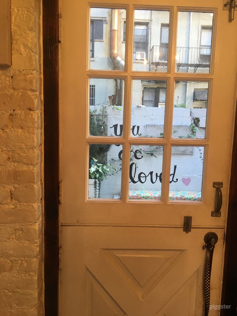  Oasis in the heart of SOHO 