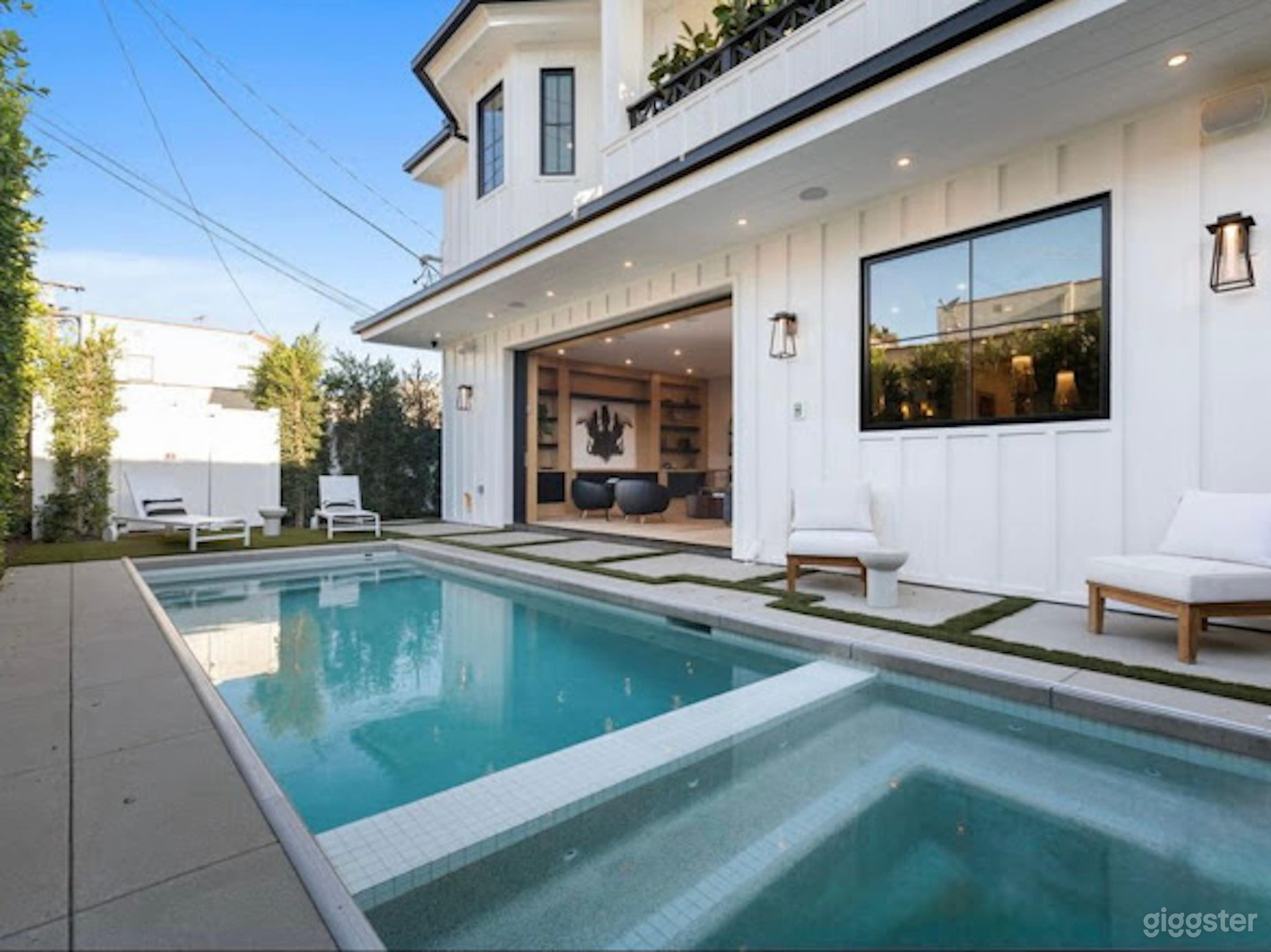 Stunning Estate for Film Productions &amp; Events Photo 1