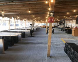  Restaurant overview  and tables 