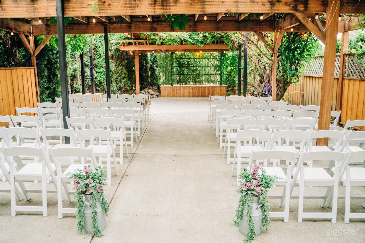 West Garden Gazebo  Photo 2