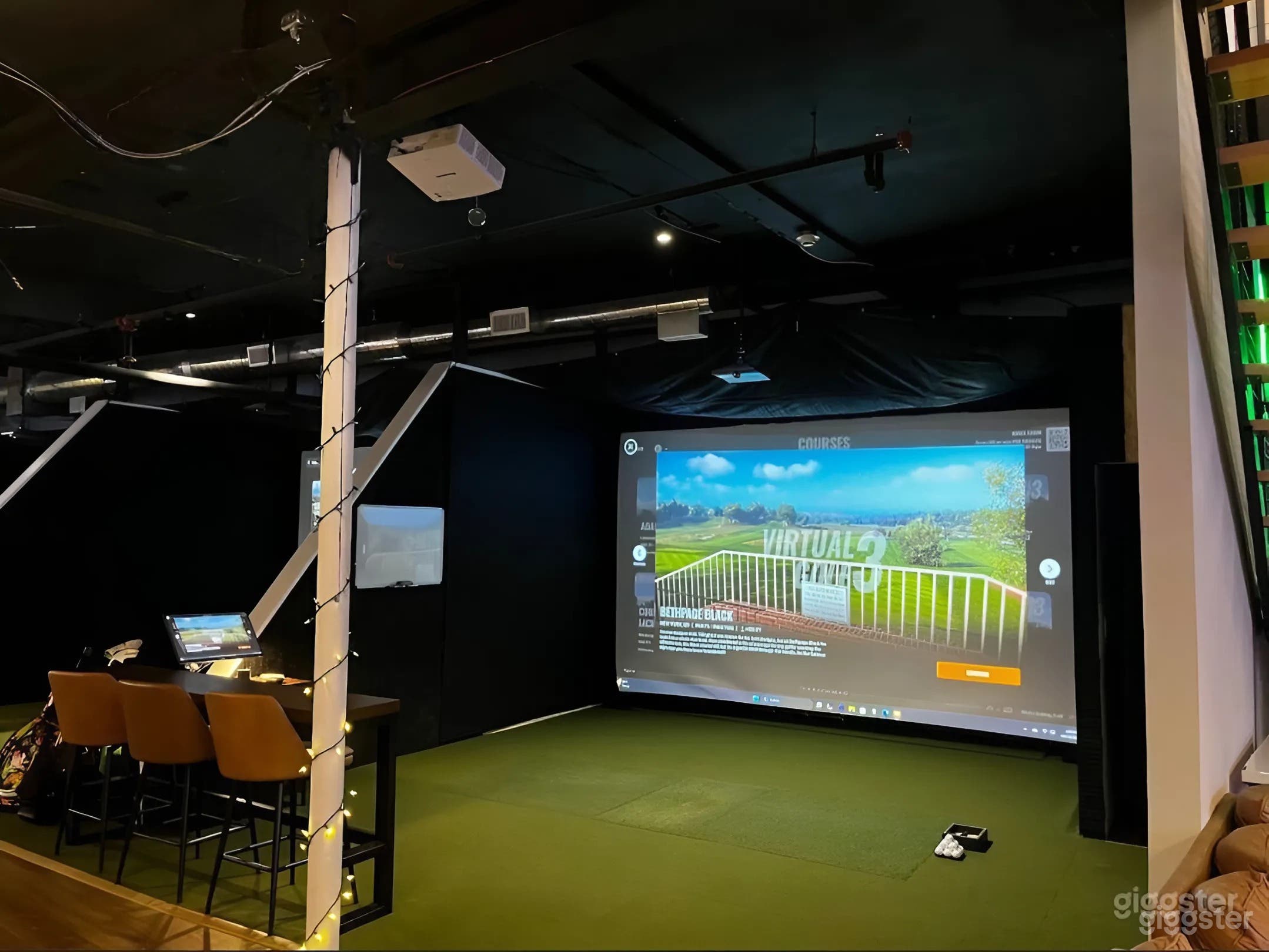 Indoor Golf Lounge – Play, Compete &amp; Celebrate Photo 4