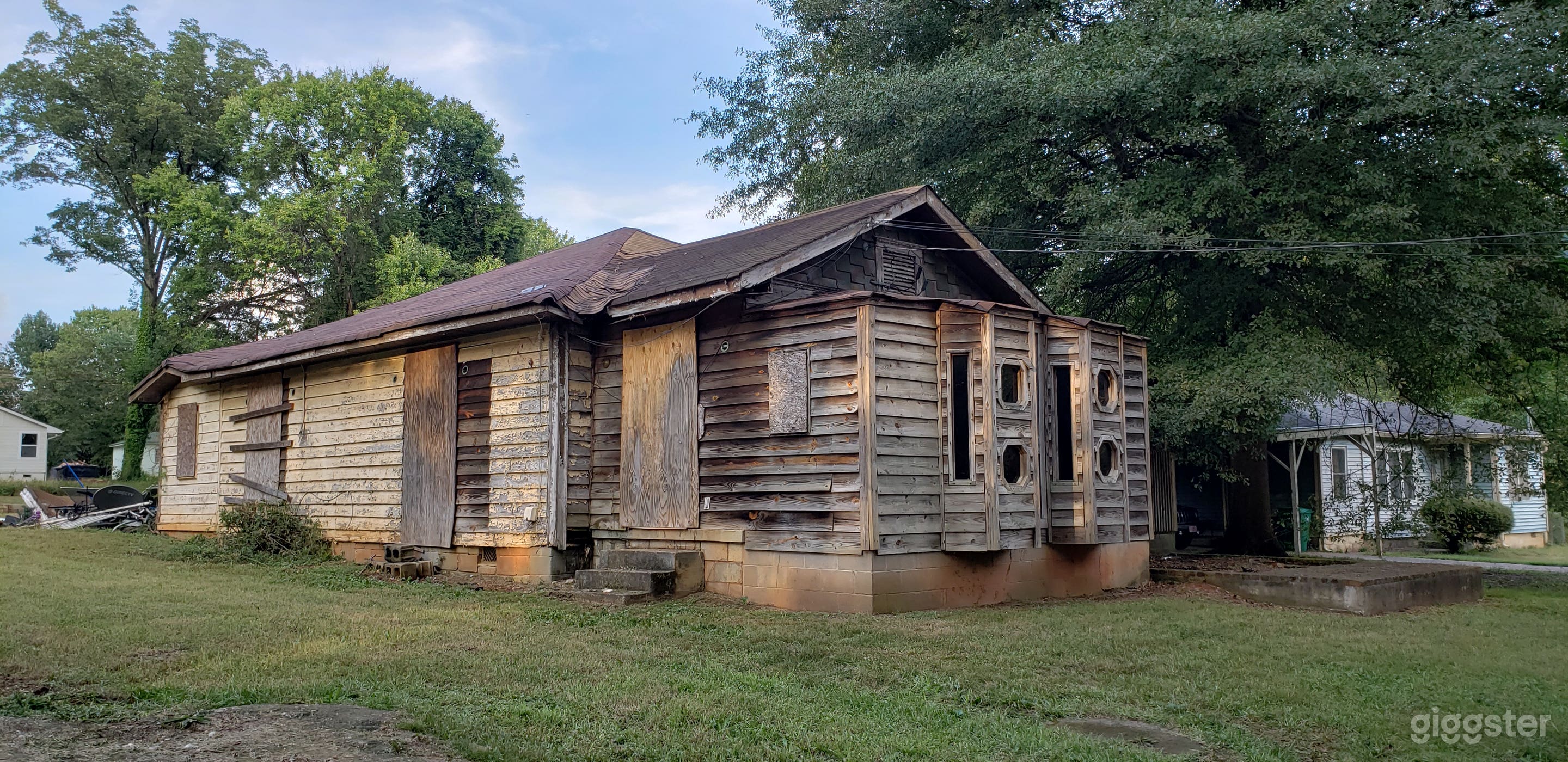 Abandoned Horror Cottage in the Country Photo 1