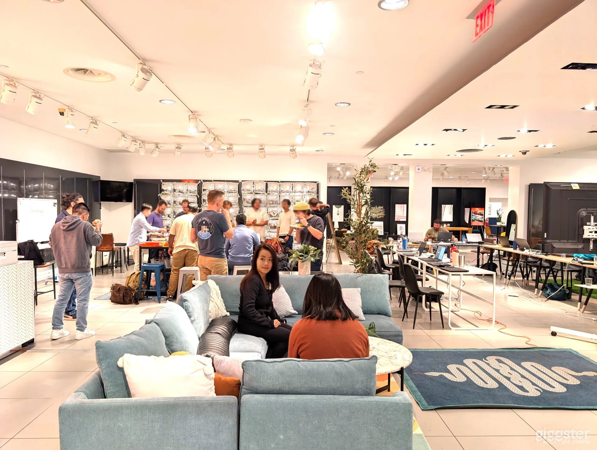 Spacious Venue for Mixers, Event &amp; Off-Sites Photo 2