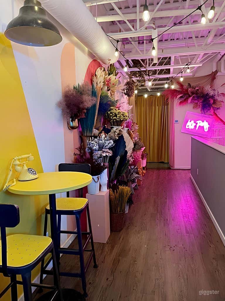  Creative & Colourful Loft Studio for all creators 